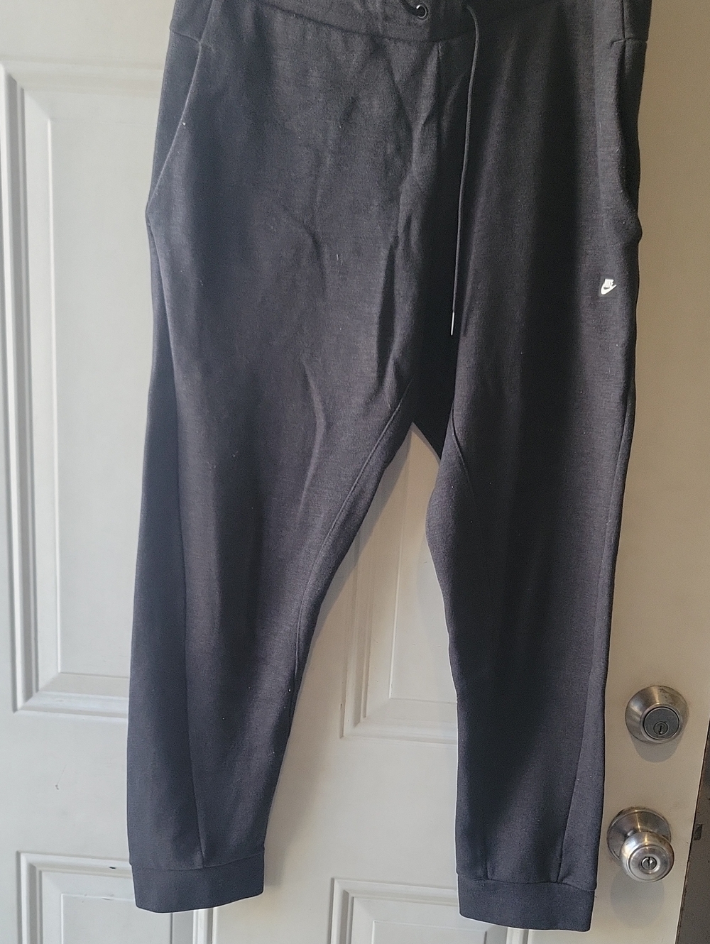 Nike Black Men's Joggers with Small White Swoosh Sz Large